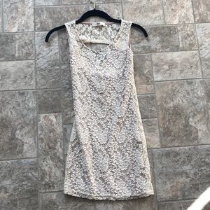 White Lace Bodycon Dress! NEVER WORN